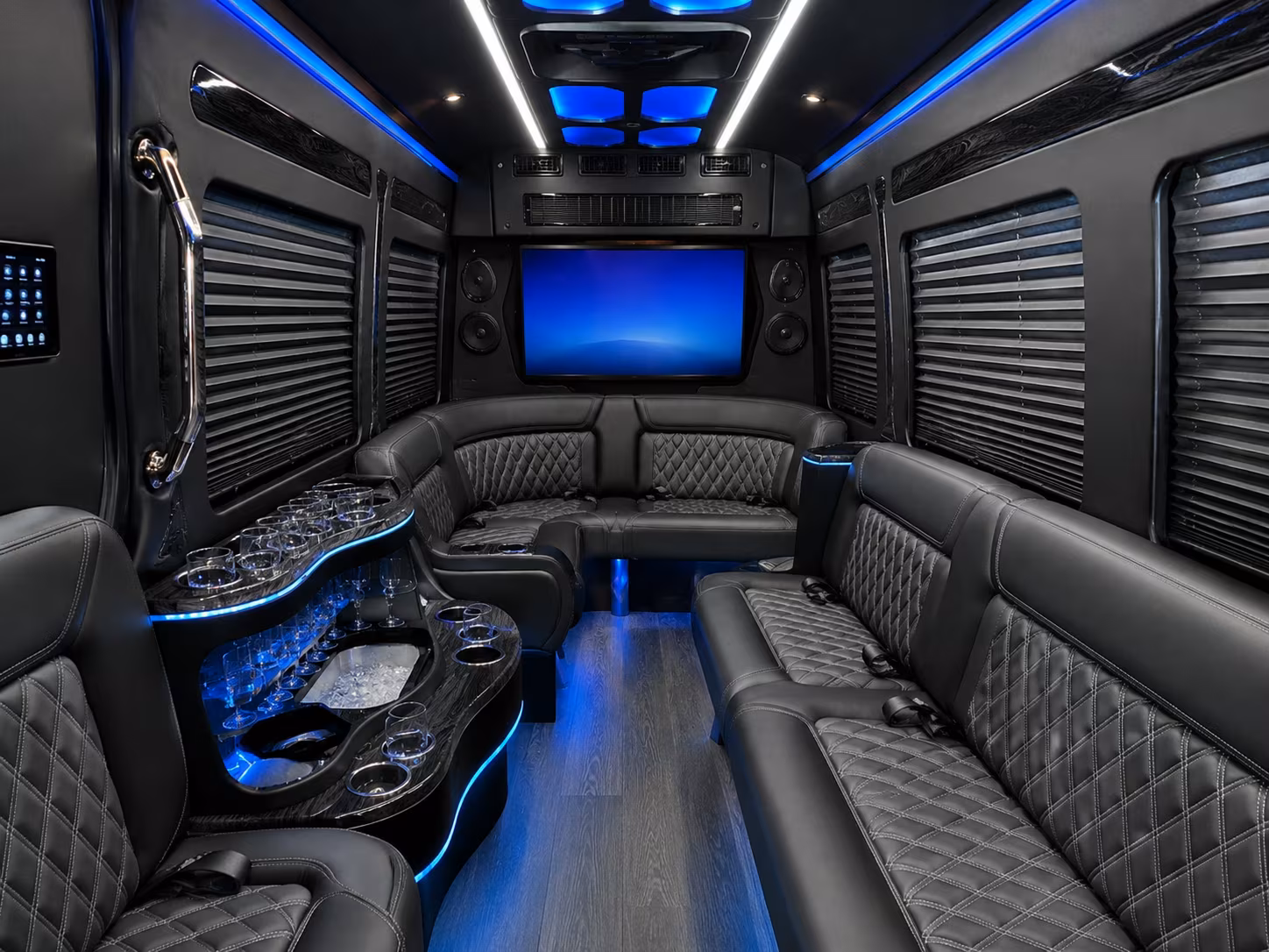bus rentals for corporate retreats and off site team events