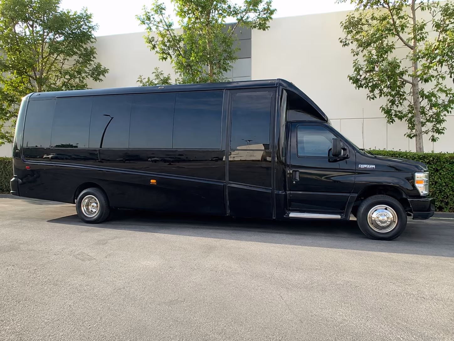 charter buses for corporate events at the sioux falls convention center