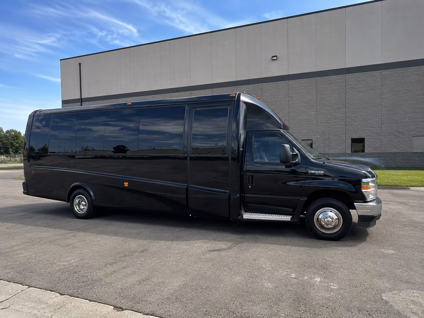 find the perfect transportation for your next corporate event 3