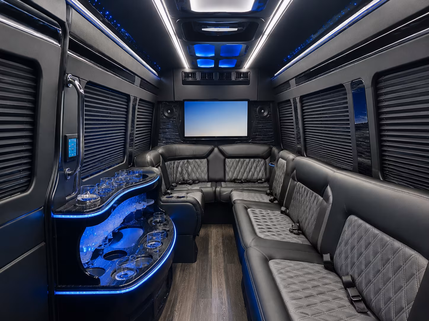 group bus transportation to usd coyotes events in vermillion