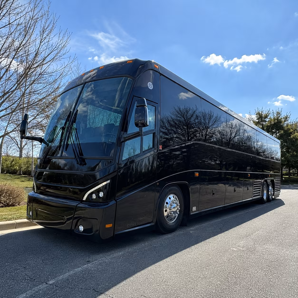hotel shuttle buses from fsd to west 41st street and the corridor