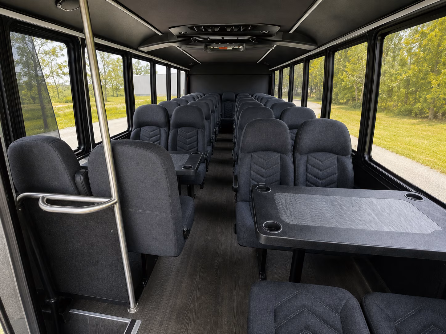 shuttle buses for sioux falls wedding guests between hotels and venues