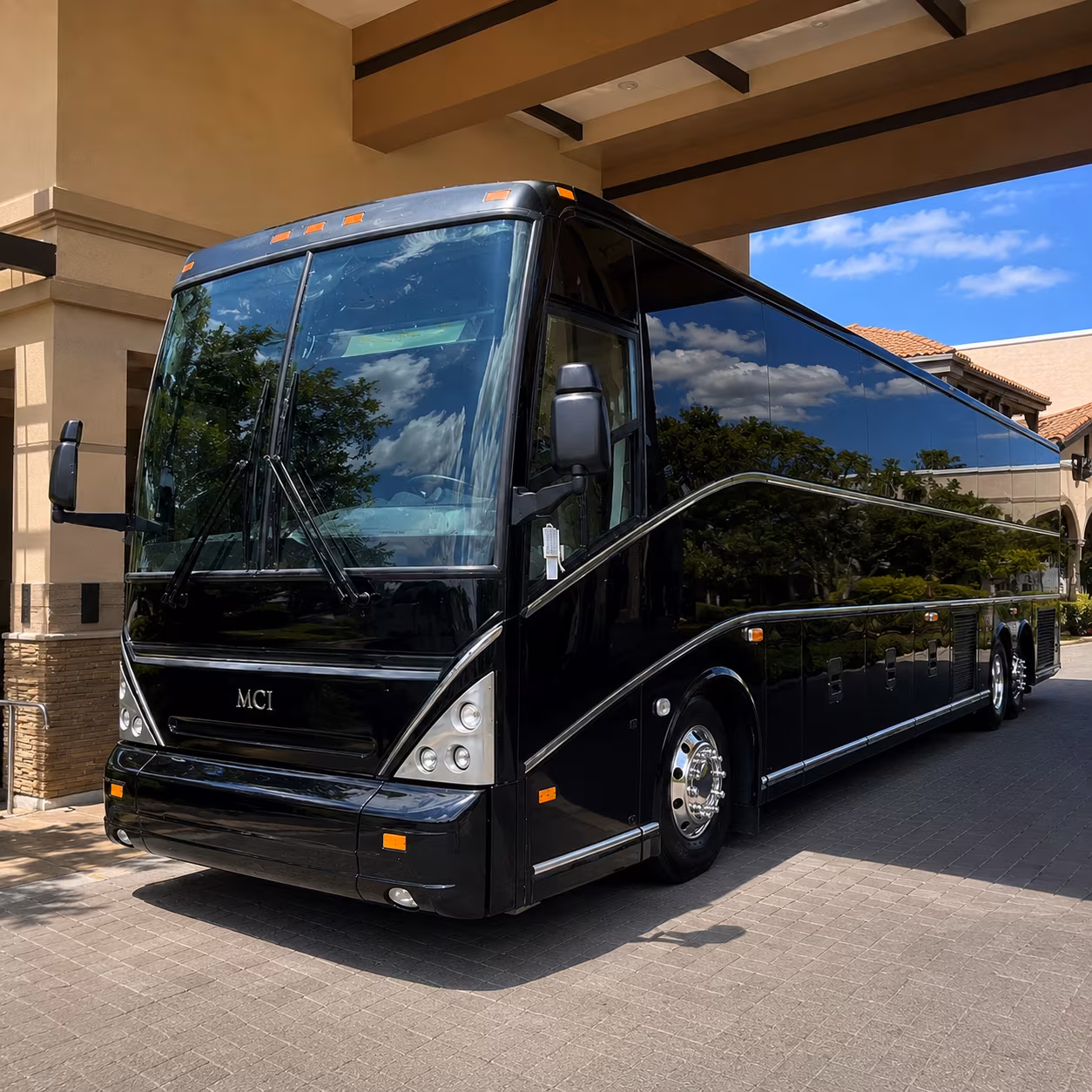 sioux falls charter bus rentals for black hills mount rushmore trips