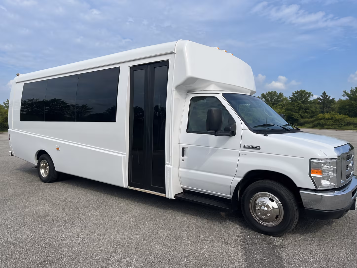 sioux falls wedding party bus rental